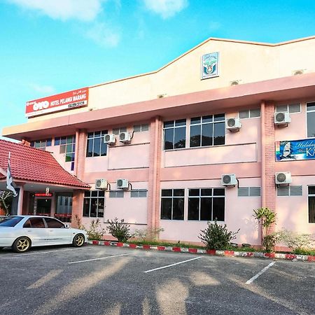 Super Oyo 89640 Hotel Pelangi Marang Buitenkant foto