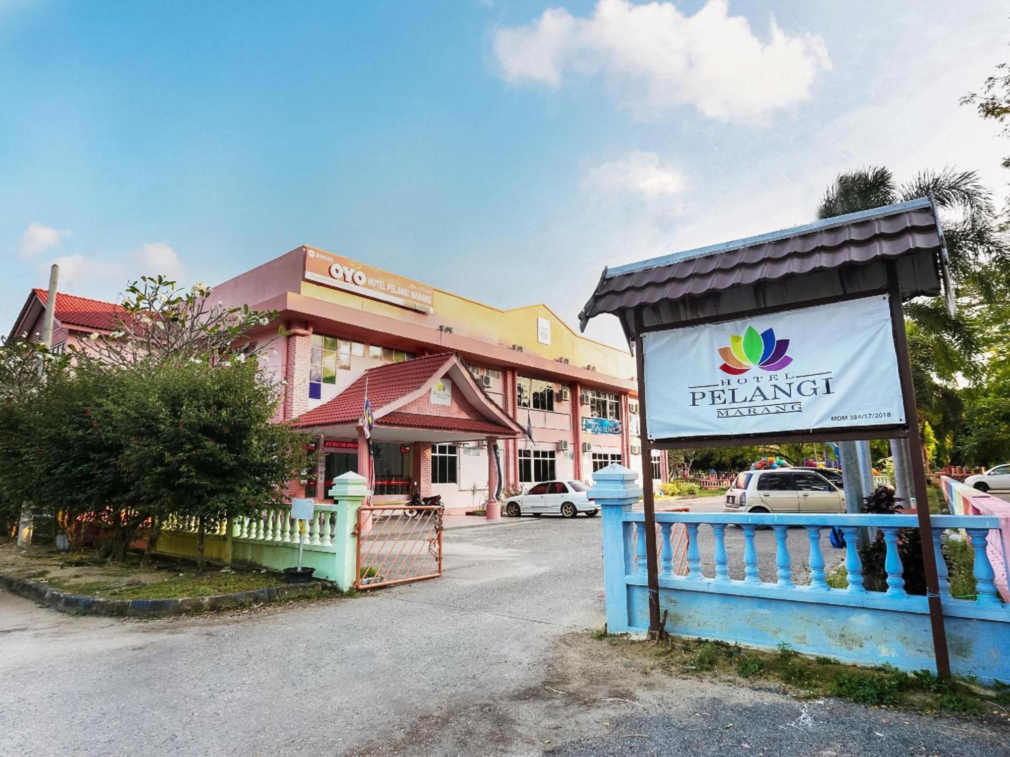 Super Oyo 89640 Hotel Pelangi Marang Buitenkant foto